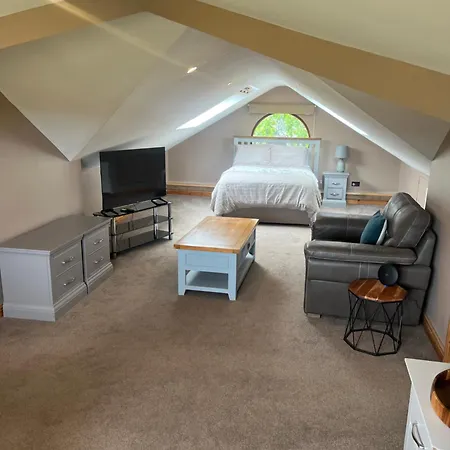 Cherry Blossom Deluxe Loft *